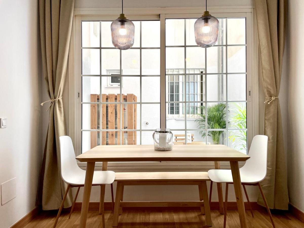 Encantador Apartamento Con Patio Málaga Exteriör bild
