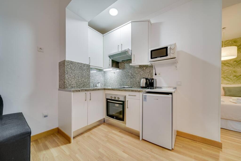 Encantador Apartamento Con Patio Málaga Exteriör bild