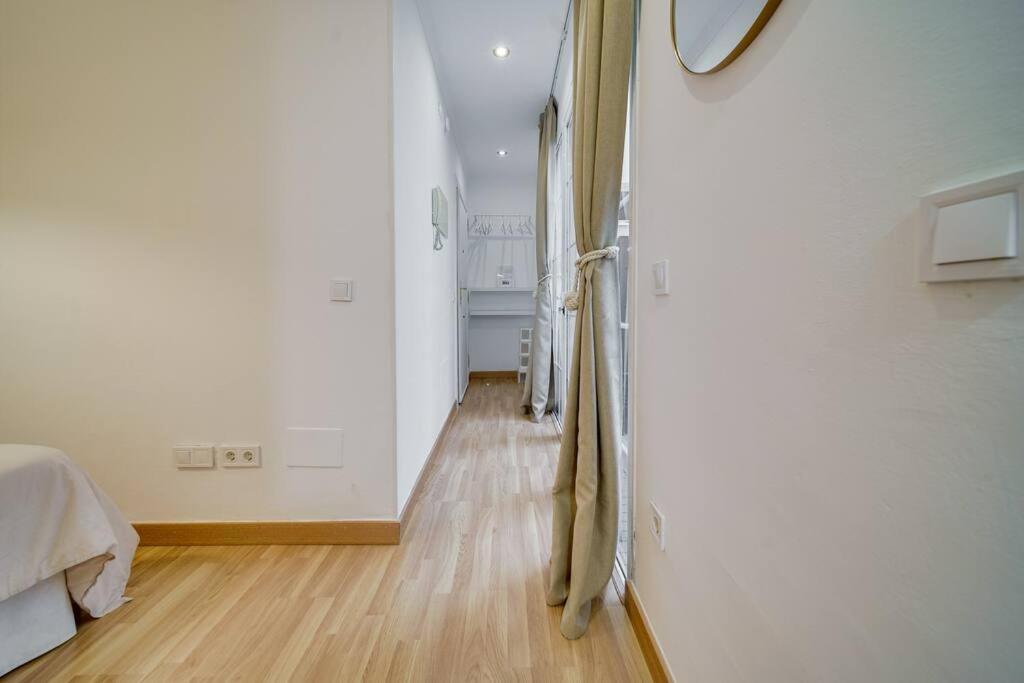 Encantador Apartamento Con Patio Málaga Exteriör bild